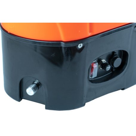 Permetező HÁTI SX-15D akkumulátoros