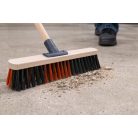 Betonkefe 60 cm-es erős plastik nyéltartóval
